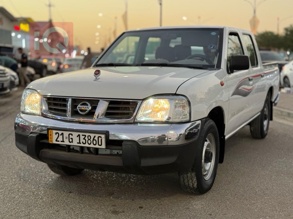 نيسان بيك اب